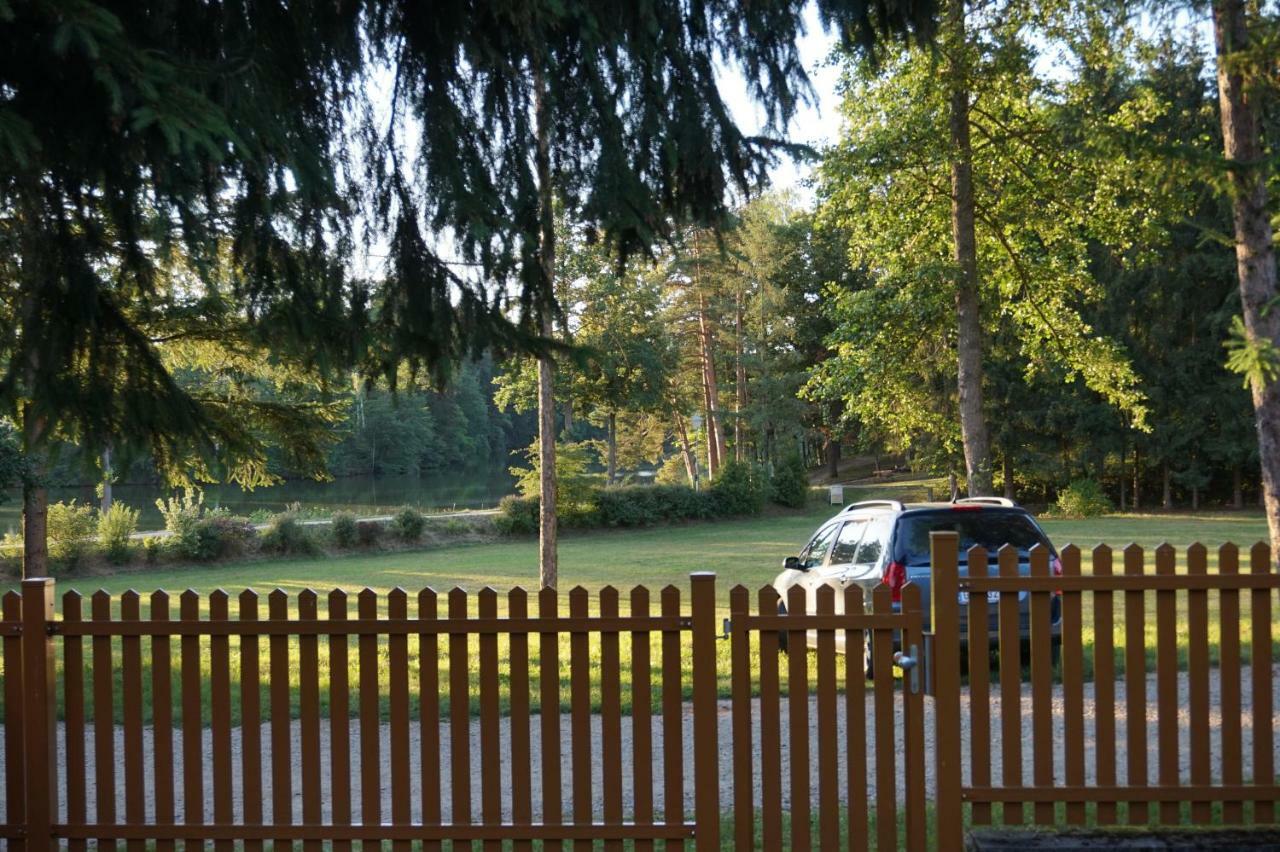 Gaestehaus Familie Loeffler - Ferienwohnung Am Stadtplatz In Litschau Extérieur photo